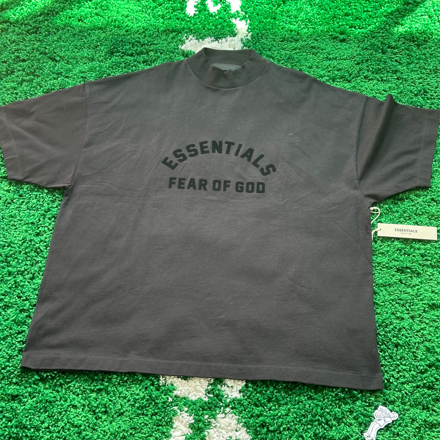 Fear of God Essentials Arch Logo Tee Jet Black